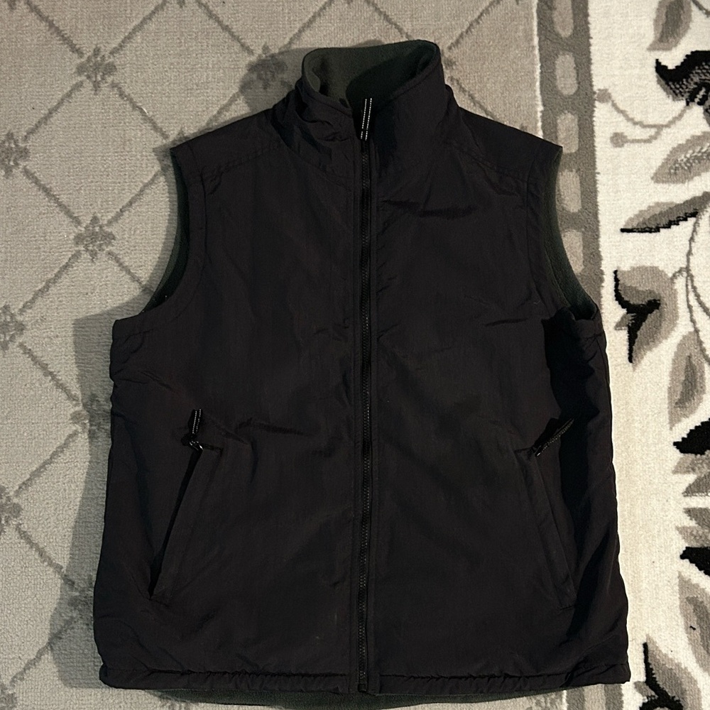 10,000 ft Above Sea Level Men's Black Reversible Vest